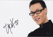 Gok Wan  **HAND SIGNED**  4x6 photo  ~  AUTOGRAPHED