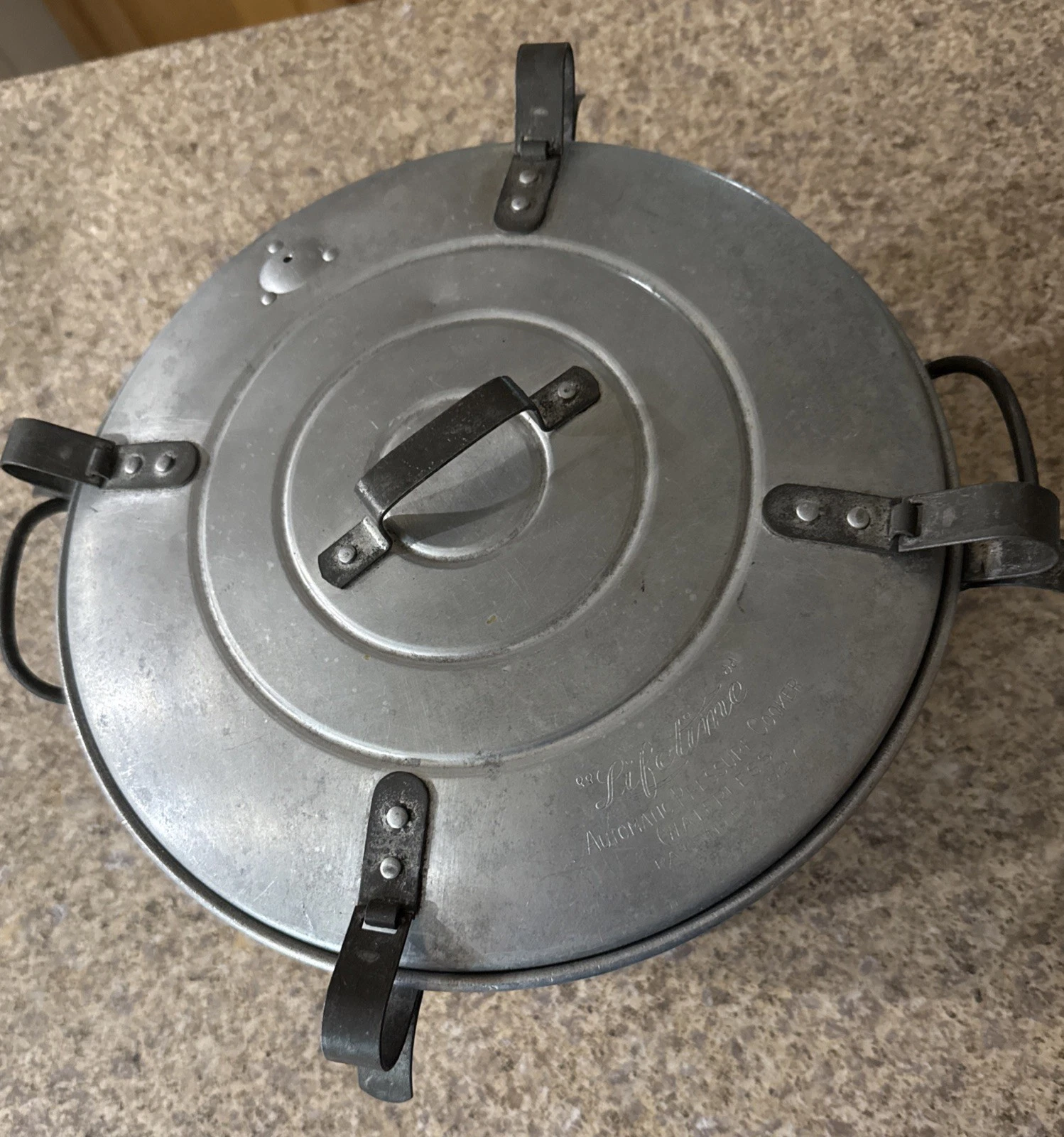 Vintage Lifetime West Bend American Cooker Aluminum Pressure Canner #666 EUC
