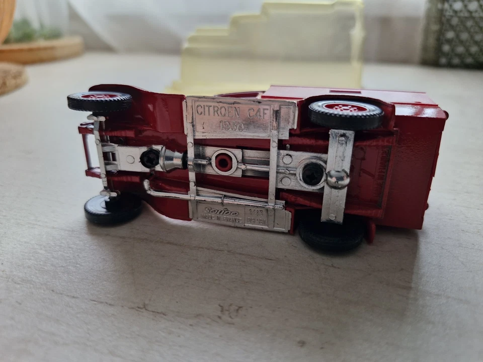 Solido Citroën C4 F Voiture de Pompiers - Photo 3/4