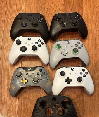Microsoft Wireless Controllers OEM Xbox One Series X/S Lot of 6 Read