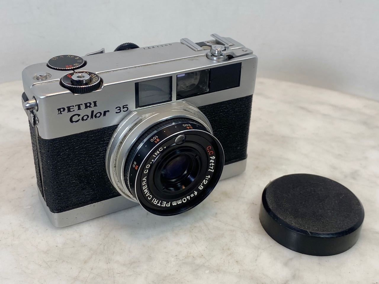 Petri Color 35 vintage camera equipment - eBay listing photo 1