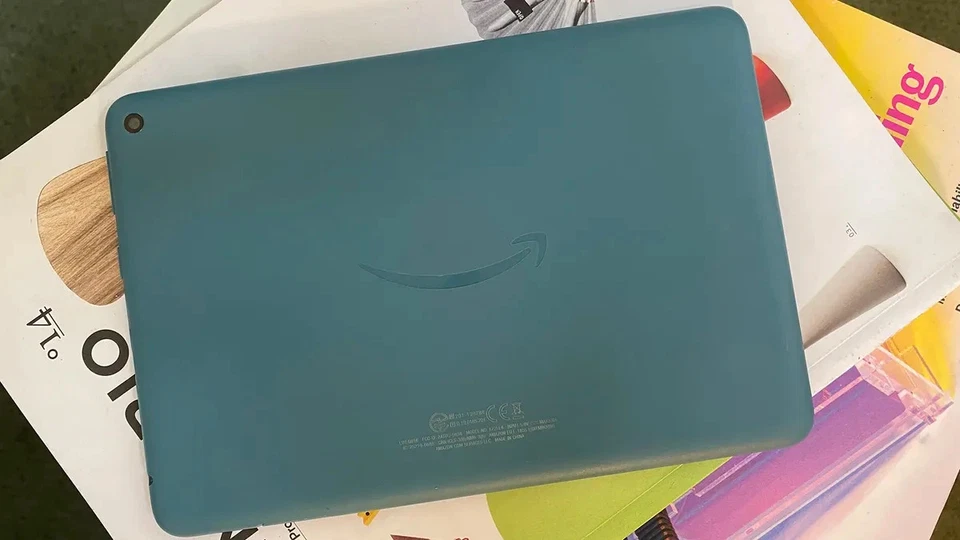 Tablet Amazon Fire HD 8" 16 GB 1GB RAM preto tablet WIFI - Imagem 3 de 4