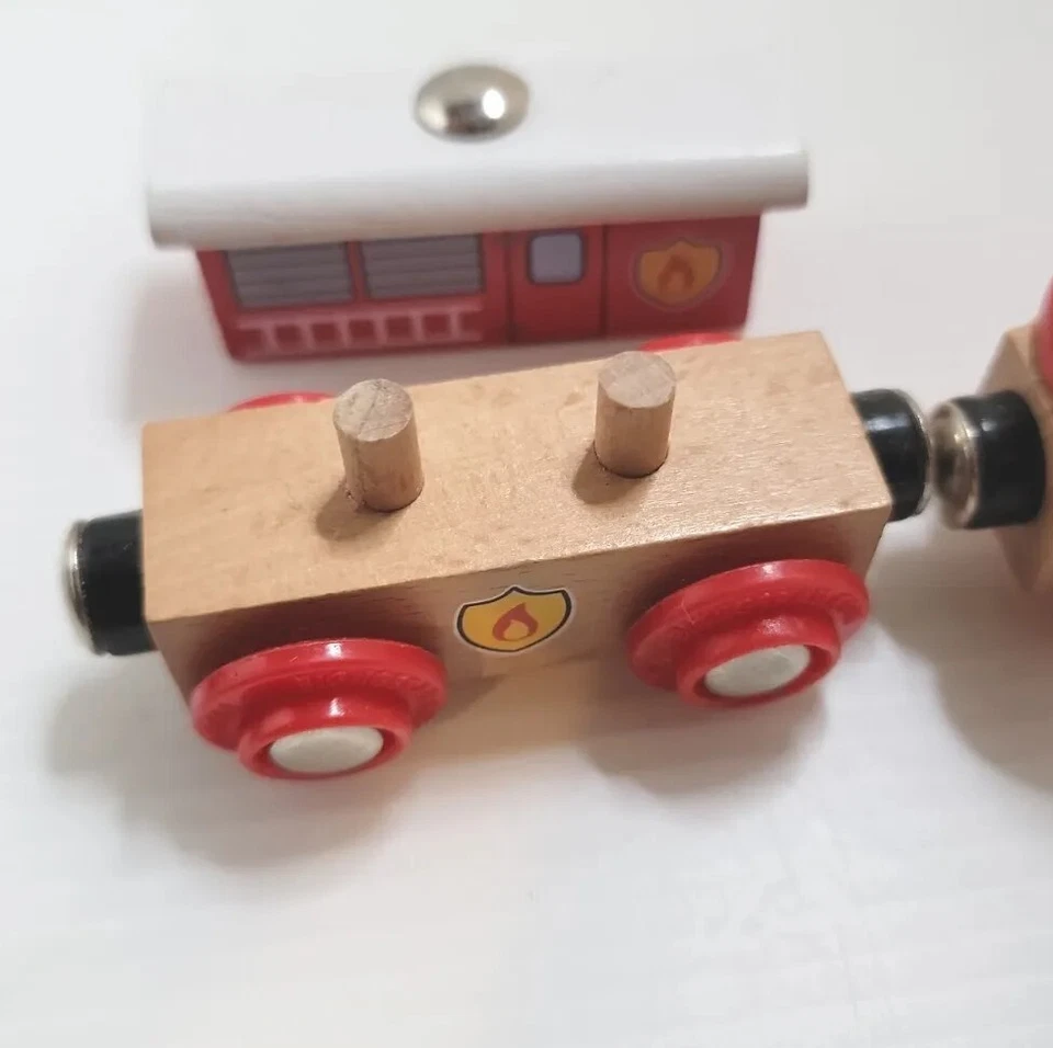 Lote de vagones de tren Bigjigs (3) Foto 2 de 4