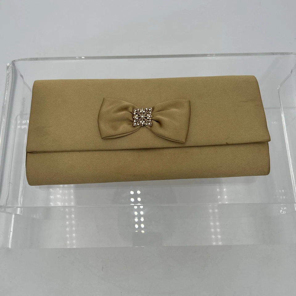 Bolso sin asas/de noche pequeño vintage con lazo satinado dorado de 90’ con correa para el hombro Foto 4 de 4