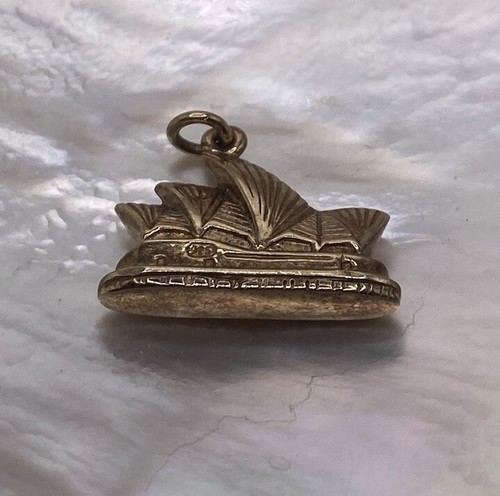 GOLDEN TONE STERLING SILVER SYDNEY AUSTRALIA PENDANT