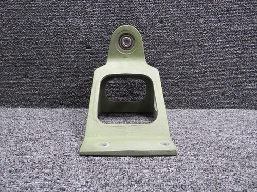 50-524420-3 (Cast: 50-524420) Beechcraft King Air C90 Inboard Elevator Hinge LH