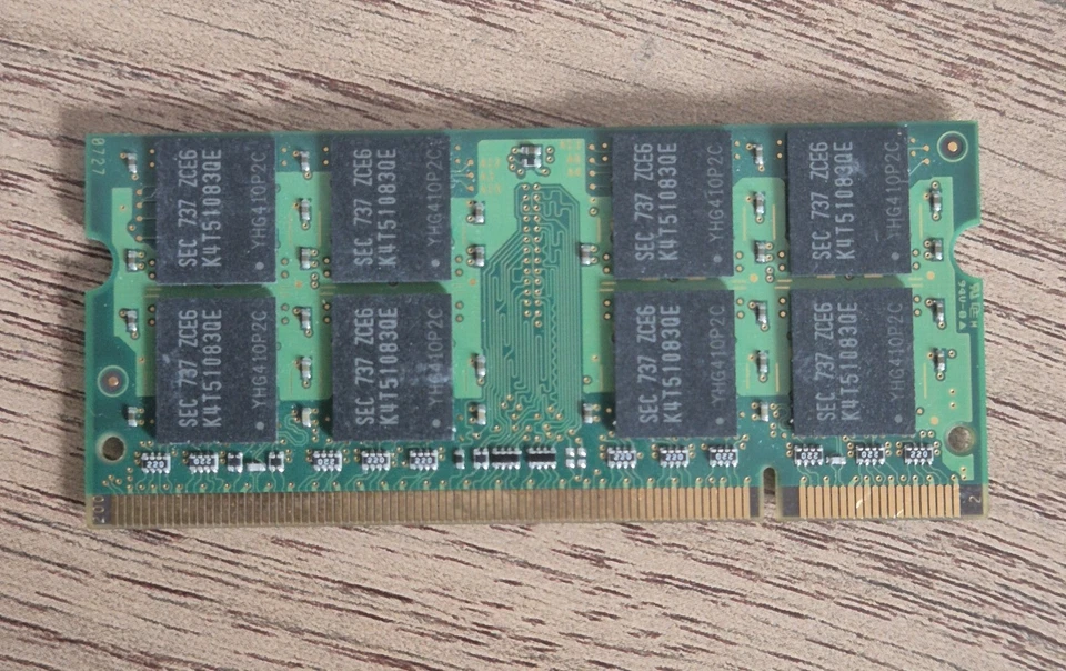 Samsung 1GB 2Rx8 PC2-5300S (DDR2-667) Memory Ram Laptop (M470T2953EZ3-CE6) - Image 2 of 2