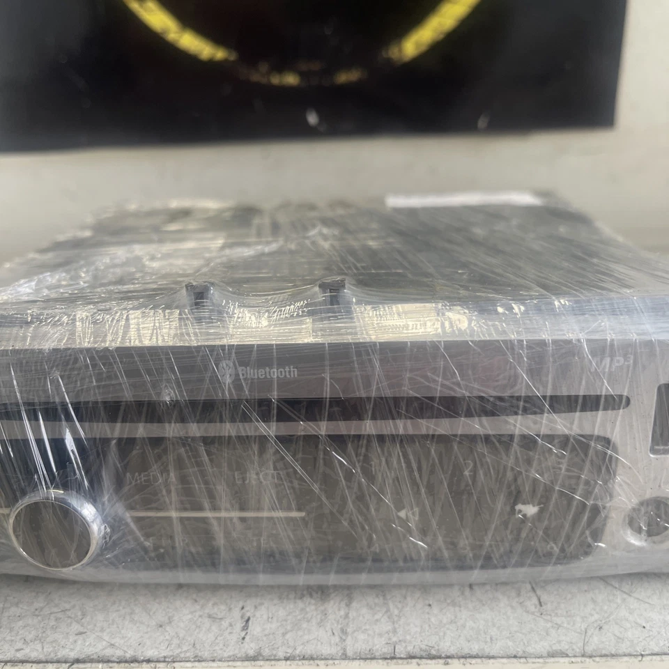 Original Radio/CD RENAULT TWINGO II  281151607R Radio Fehlt  Code - Bild 3 von 4