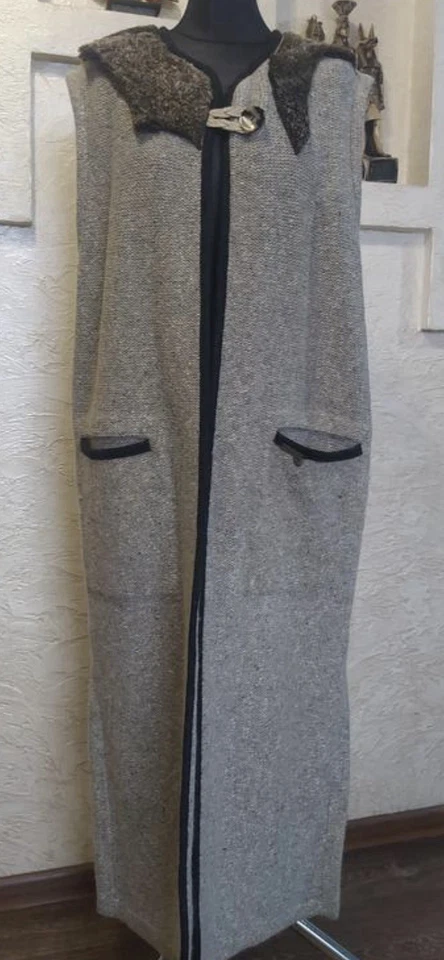 Vest, wool and natural fur, spapt