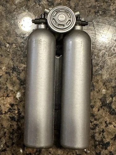 1964 Vintage Hasbro GI Joe Gray Silver Sea Sled Scuba Tank Adventure Set