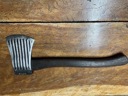 keesteel washboard hatchett collectable rare near perfect condition . - Picture 2 of 4