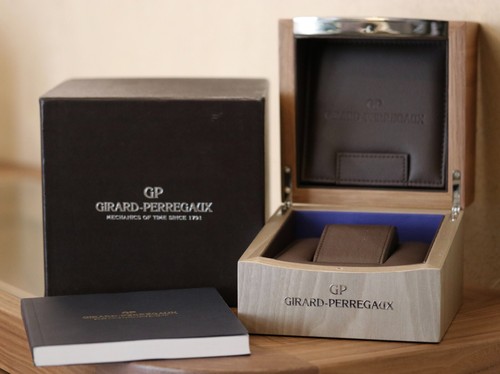 Girard Perregaux Box / Kasten Girard