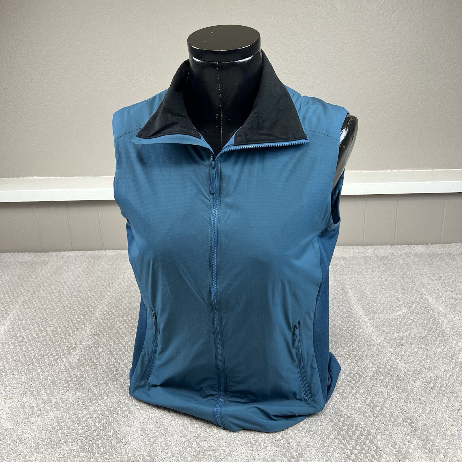 ARC'TERYX Gilet donna Arc’teryx Atom LT taglia media blu acqua imbottito leggero full zip