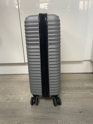 NEW Samsonite Cabin Size Hard Silver Suitcase with USB port, 360° Rotate & 44L - Picture 4 of 9