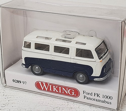 Autobús panorámico Ford FK 1000 WIKING NUEVO HO escala 1/87 en acabado blanco y azul | Zustand: New