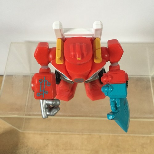 Playskool Heroes Transformers Rescue Bots HEATWAVE 3.5" Action Figure Fire-Bot - Picture 2 of 9