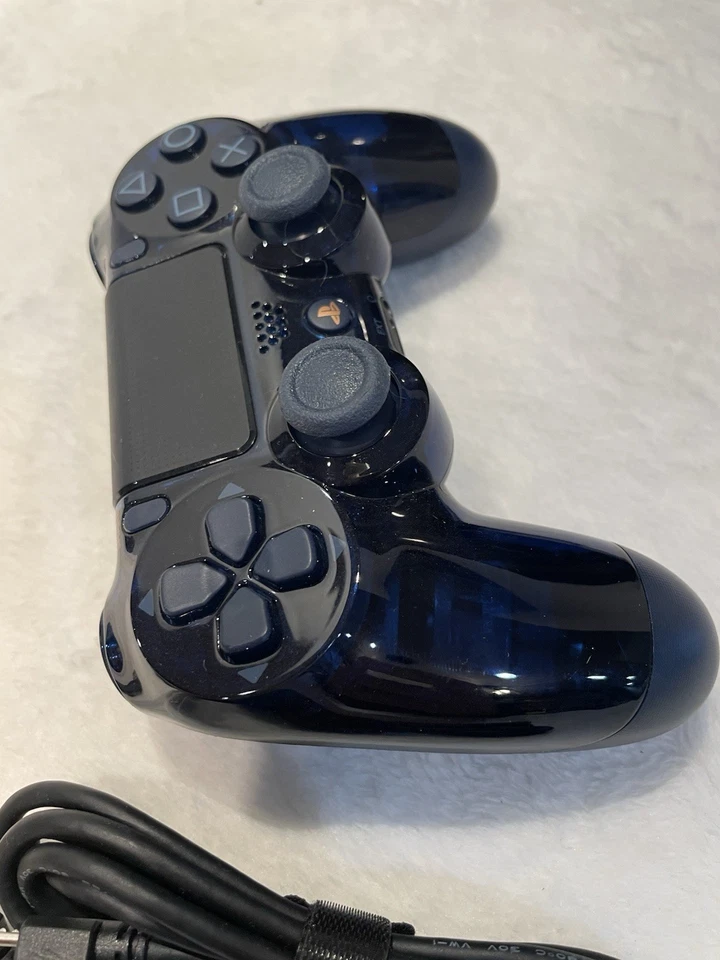 Playstation 4 PS4 DualShock 4 500 Million Limited Edition Controller. Like New - Image 4 of 4