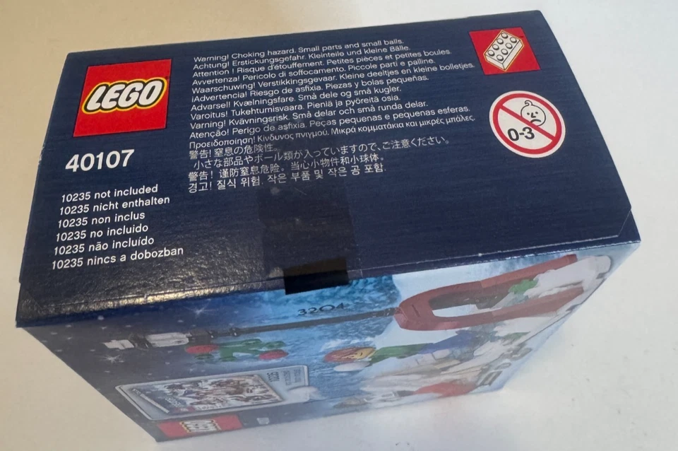 NEW LEGO Creator Promo Set 40107 Winter Village Winter Skating Scene GWP 2014 - Image 4 of 4