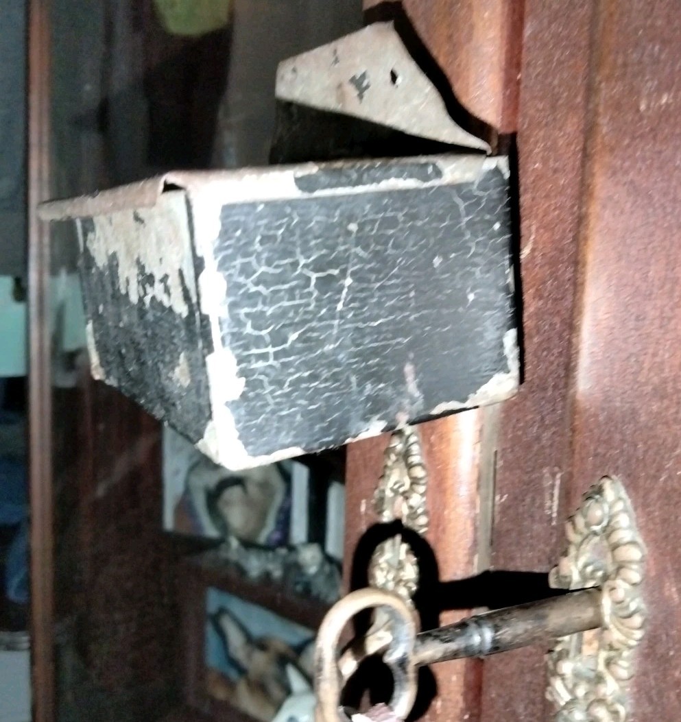 Picture 9 of 12