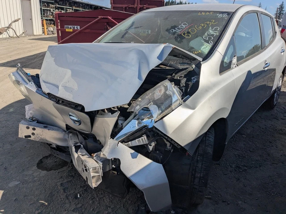 Used Front Left Door Window Regulator Front fits: 2015 Nissan Leaf electric Fron — 第 2/4 张图片