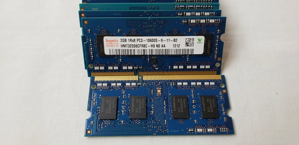 Lot (10) Hynix 2GB 1Rx8 PC3 - 10600S-9-10-B2 HMT325S6CFR8C-H9 N0 AA - Image 3 of 3