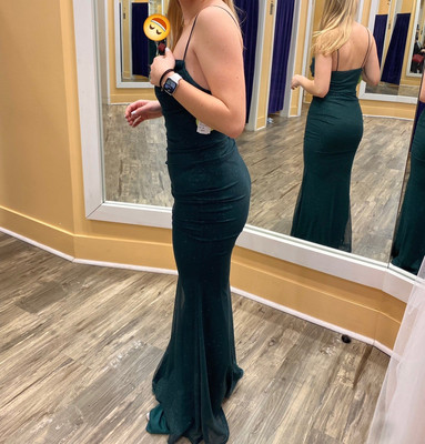 Emerald Green Windsor Formal Homecoming/Prom Dress Size Medium Fits Like 6/8