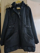 Schöner Wintermantel von orsay in Gr 40, Dunkelblau