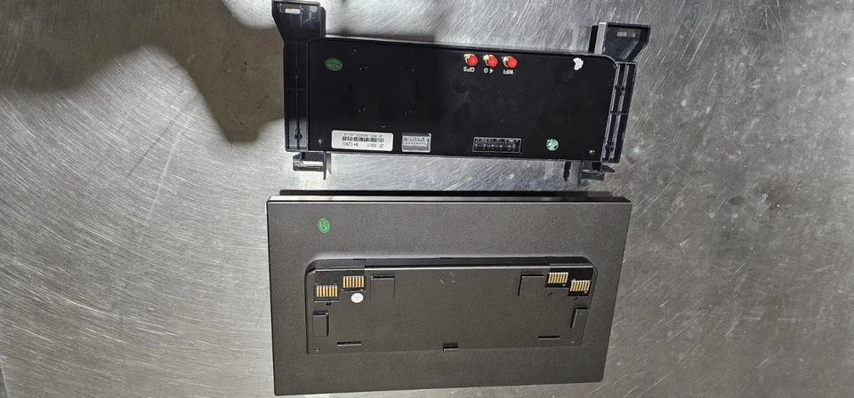 PANTALLA 13.3" 2014-2017 LAND ROVER RANGE ROVER SPORT ANDROID 11.0 UNIDAD PRINCIPAL 128GB Foto 3 de 4