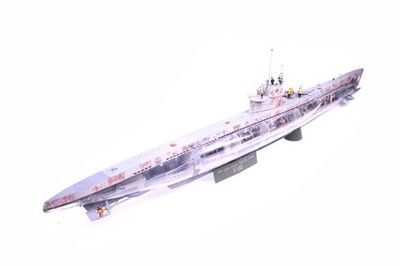 TRUMPETER 06801 DKM U-Boot U-552 Type VIIC 140 cm U-Boot Standmodell 1:48