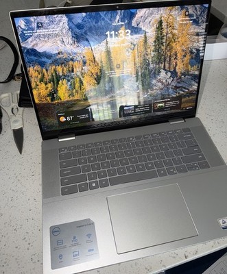 Dell Inspiron 16 2-in-1 Touchscreen i7 16GB Win11 Silver