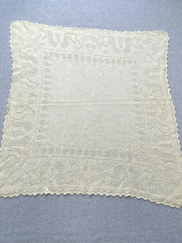 Vintage Shetland Lace Shawl Womens Large Knit Scarf Wrap 34" Square Handmade - Image 4 of 4