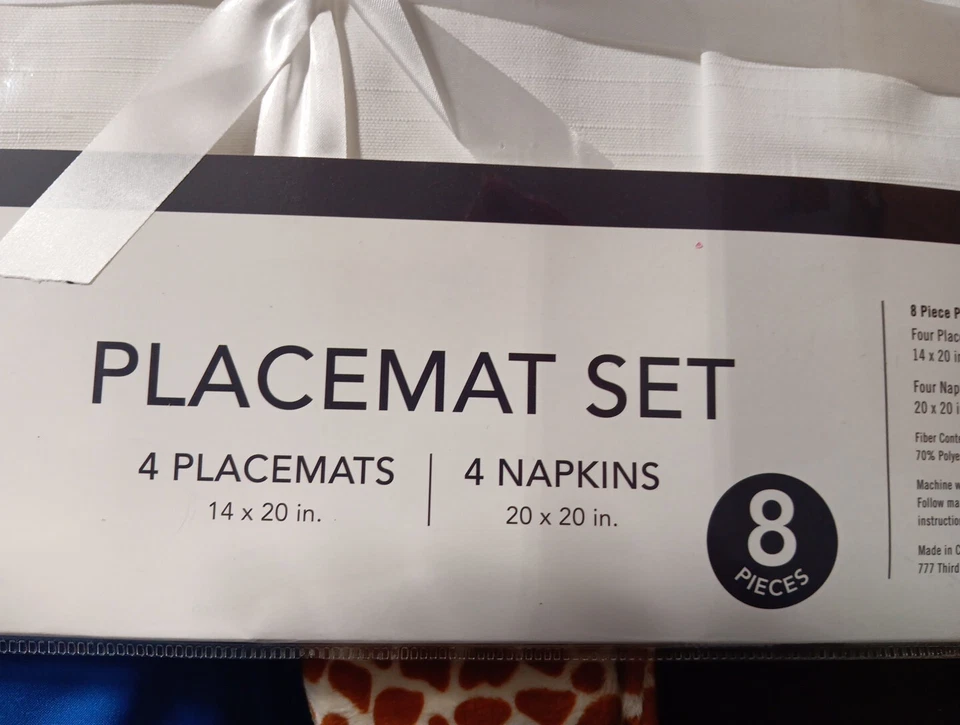 Martex Color Ivory White Placemat Set 8 pieces 4 Placemats 4 Napkins 14 x 20 NIP - Image 4 of 4