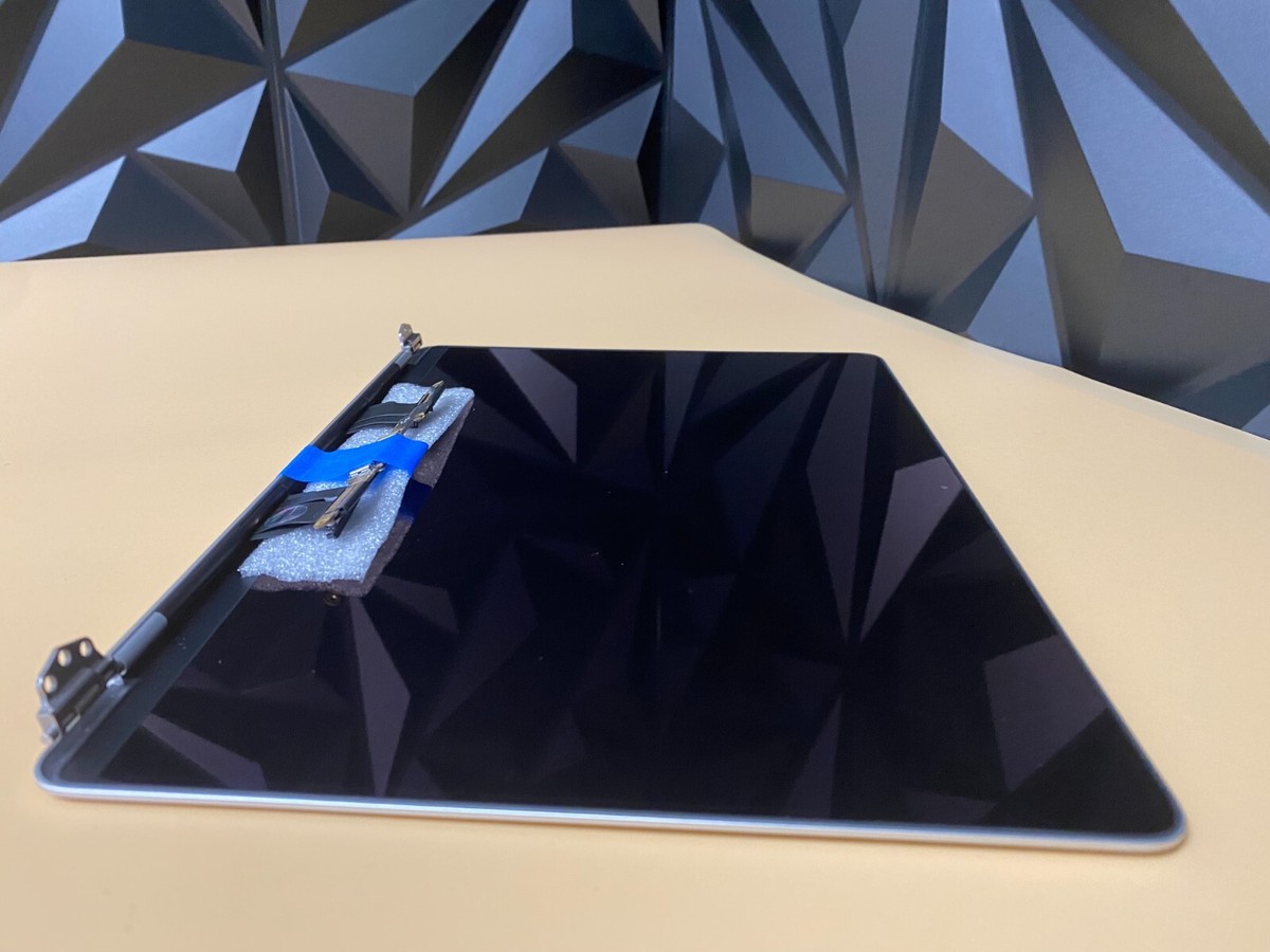 Apple MacBook Pro 13