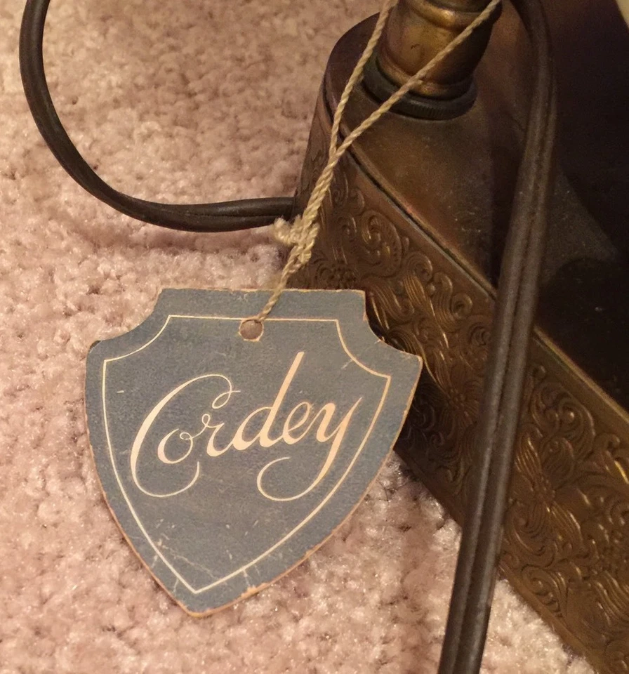 1950's Porcelain Table Lamp Works! - Image 3 of 4