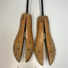 Set of 2 VTG Wood Show Shoe Forming Inserts Stretchers M 3464 Screw Handle