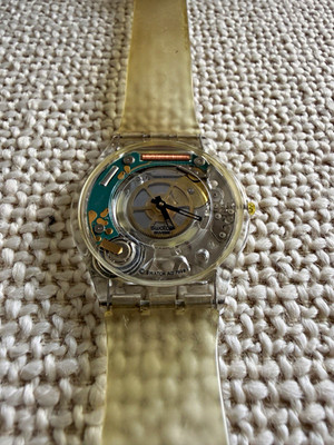 Rare 1998 Swatch Jelly Skin Ultra Slim Transparent Watch SFK100 vintage