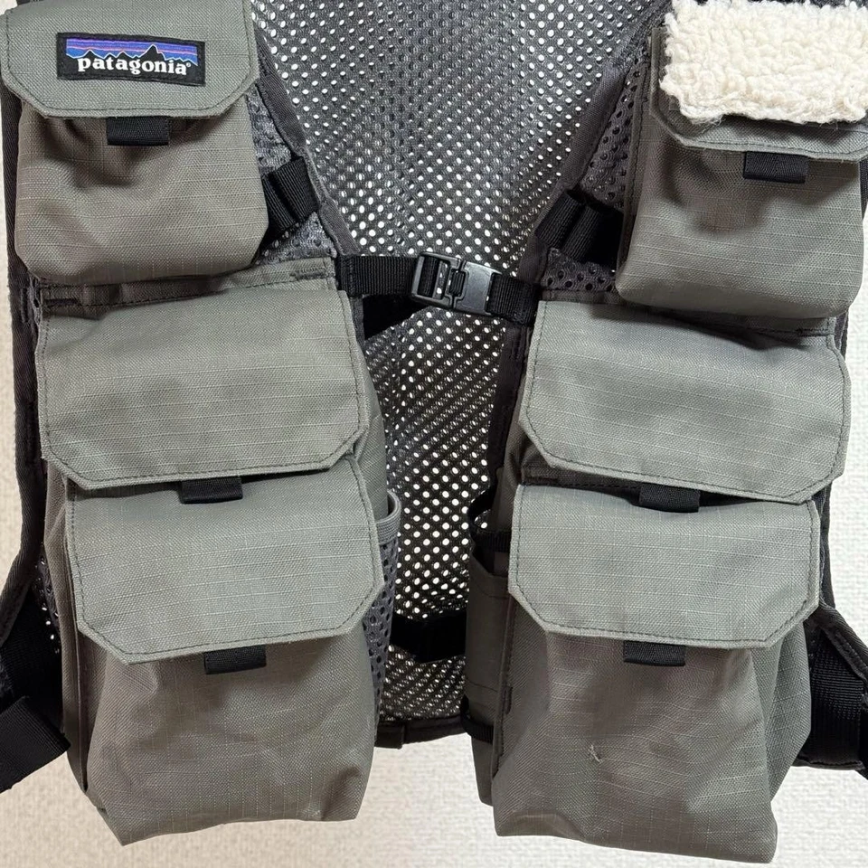 Chaleco Convertible Patagonia Stealth Gris Usado Exterior Impermeable Ligero Foto 4 de 4