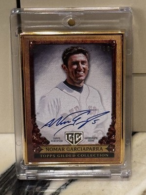 2023 Topps Gilded - Gallery of Gold Autographs Nomar Garciaparra /50