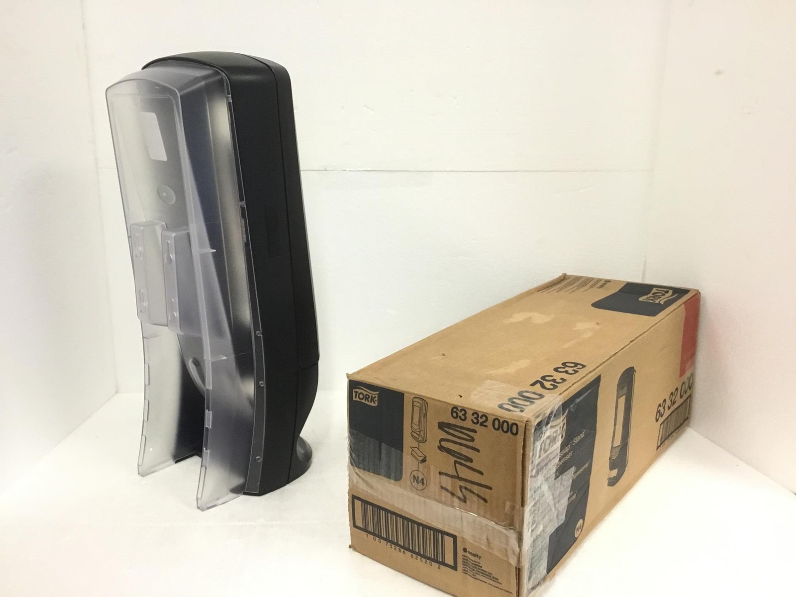 NEW Tork Xpressnap 63 32 000 Stand Napkin Dispenser Interfold, Black, FREE SHIP