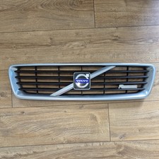 genuine VOLVO C30 RDESIGN Griglia Front bumper  30657194 please see description