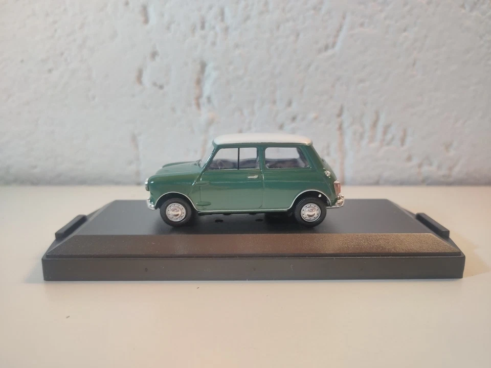 Austin Cooper S MK2 - 1/43 Vitesse Cod. L055 B Limited Edition - Immagine 2 di 4