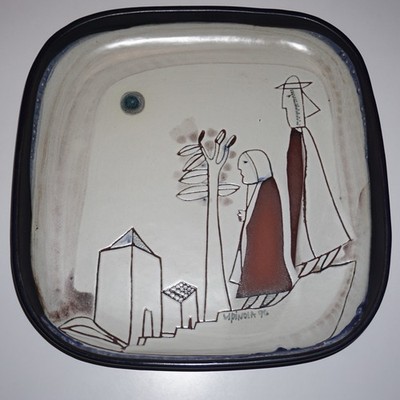 Susana Espinosa 1970 Signed Large Platter 11x11 Inches
