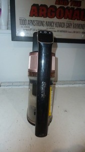 Shark IZ300UKTDB Main Body Motor + Bin Rosegold UNGETESTET Verkauf als ERSATZTEILE P1