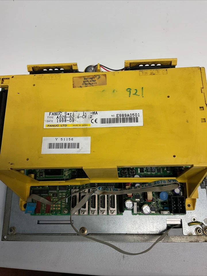 Panel Fanuc Serie 16i-M A02B-0236-C6?2 USADO Foto 2 de 4