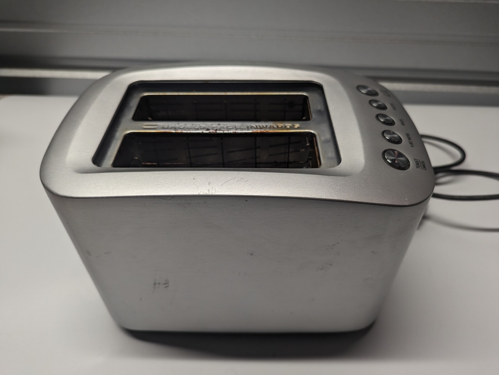 Breville Wide Slot Smart Toaster Model BTA820XL Brushed Silver 120V