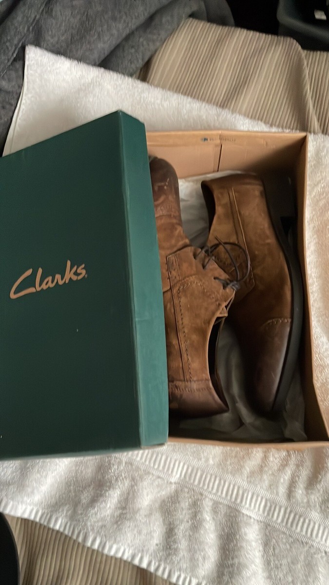 Clarks Wallace Suede Leather Tan Oxford Shoes (NEW) | eBay display picture 1
