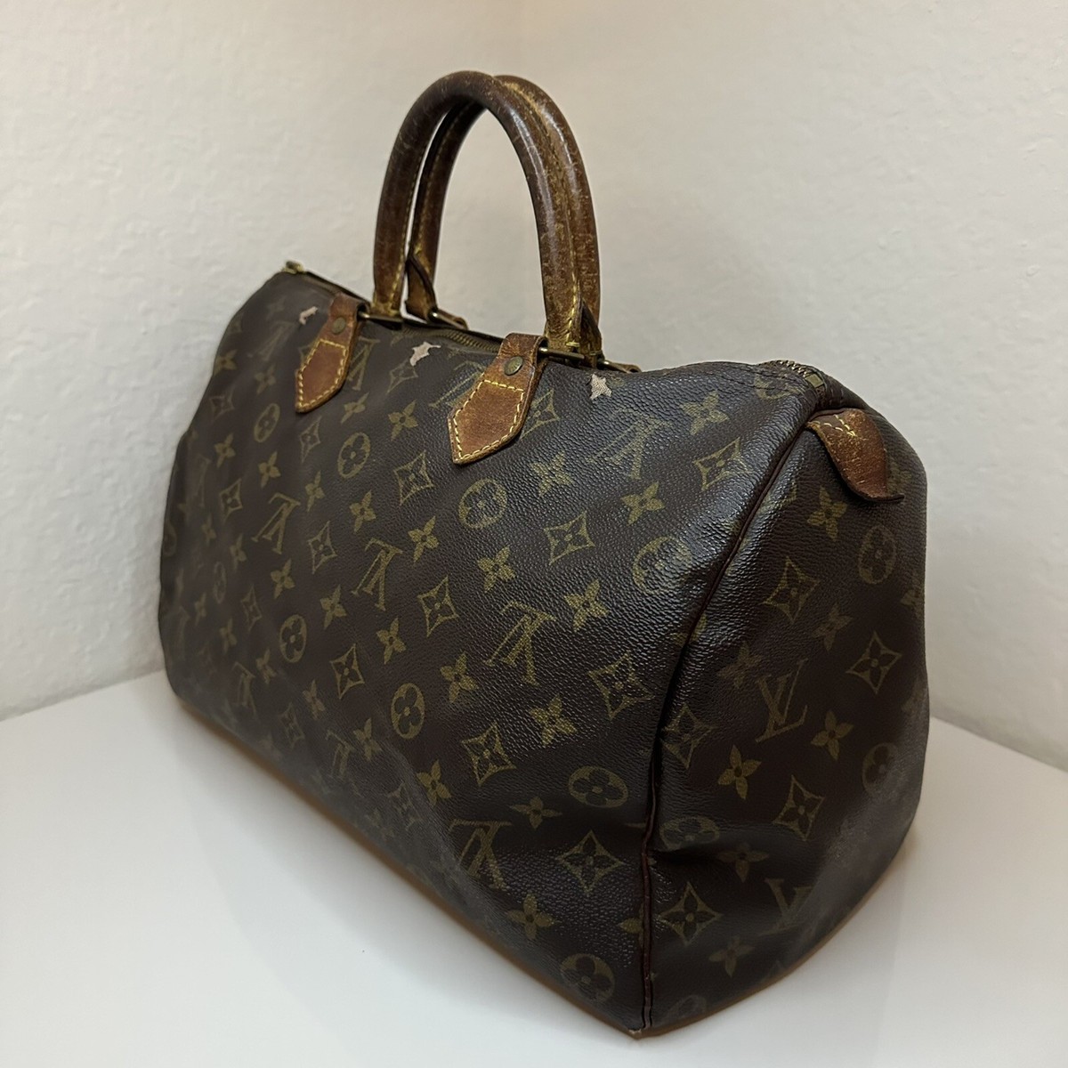 Authentic Louis Vuitton Monogram Speedy 35 Hand Bag Purse Authentic Louis Vuitton Monogram Speedy 35 Hand Bag Purse