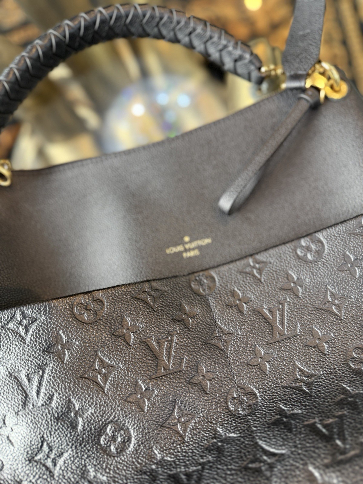 Louis Vuitton Maida Hobo | RRP £2,750+ image 7