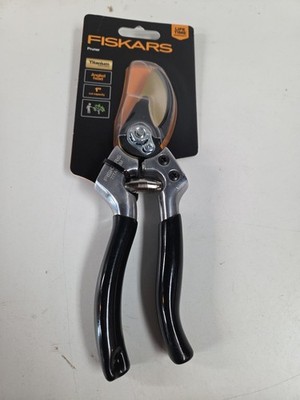Fiskars X-Series Titanium Blade Power Gear Pruner 