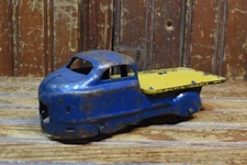 WYANDOTTE FLATBED TRUCK PRESSED STEEL 1930s VINTAGE FARM TOY ORIGINAL PAINT 1:32